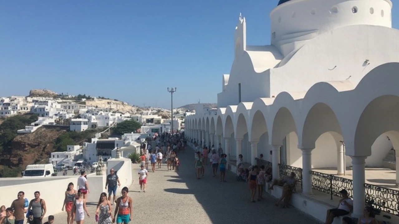 Greece Earthquakes Rattle Santorini: Tourists, Locals on Edge as Authorities Boost Safety Measures